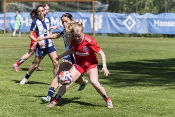 Bild 202 - wBJ Hamburger SV - Hertha BSC : Ergebnis: 5:2